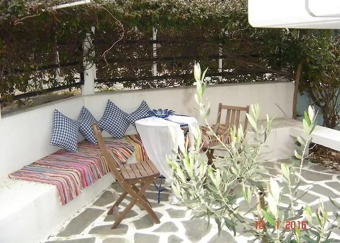 Hara's House 2 Gerakini